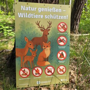 Hinweisschild "Verhalten in der Natur"